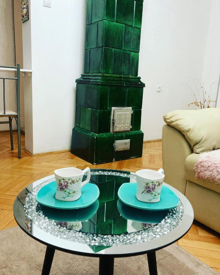 נובי סאד White House With Sauna And Jacuzzi מראה חיצוני תמונה