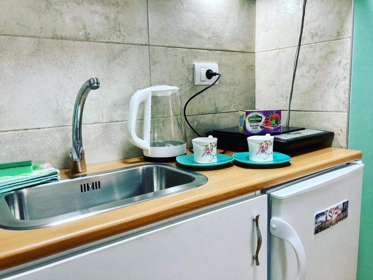 נובי סאד White House With Sauna And Jacuzzi מראה חיצוני תמונה