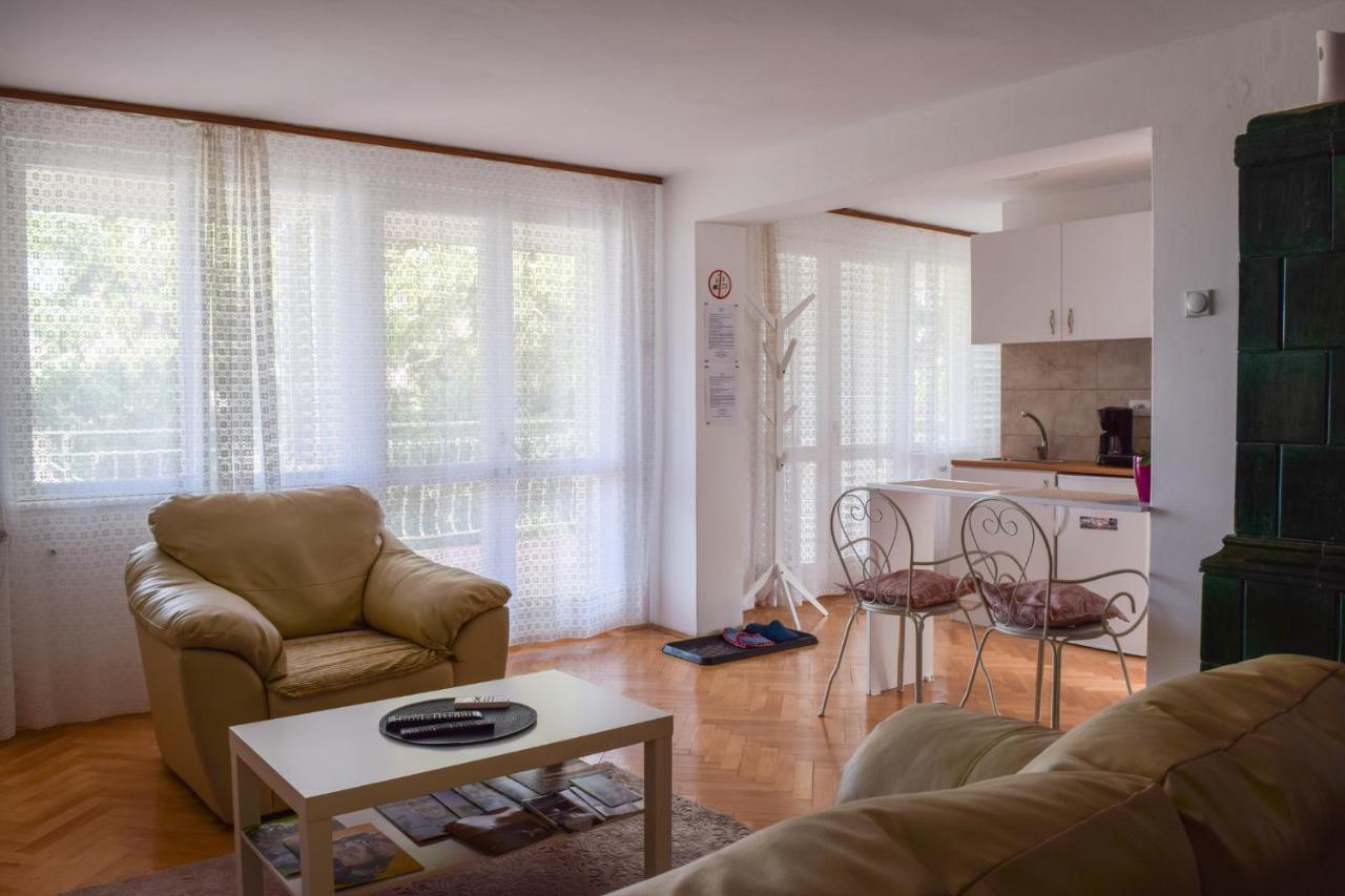 נובי סאד White House With Sauna And Jacuzzi מראה חיצוני תמונה